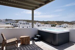 Mazee Paros