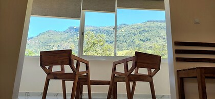 Mount Hunt Resort