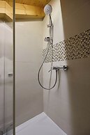 B18 APARTMENT