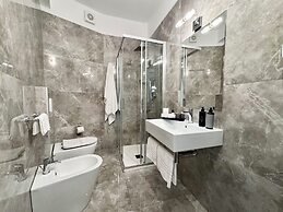 HOTEL NOIR