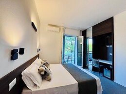 HOTEL NOIR