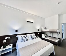 HOTEL NOIR