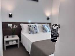 HOTEL NOIR