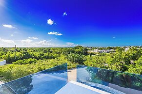 3-BR Villa with Pool & Rooftop Jacuzzi