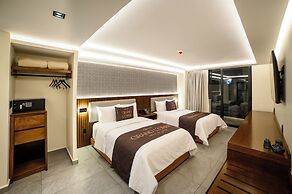 HOTEL GRAND LORBE by JAMM
