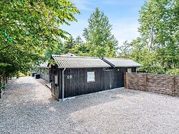 5 Star Holiday Home in Vaeggerlose