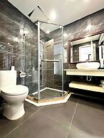 Ruby Queen Hotel