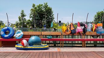 Taean Vintage House Pet-friendly Pension