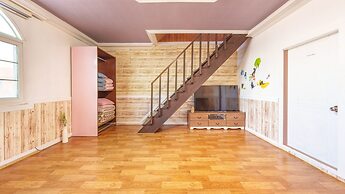 Taean Vintage House Pet-friendly Pension