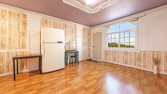 Taean Vintage House Pet-friendly Pension
