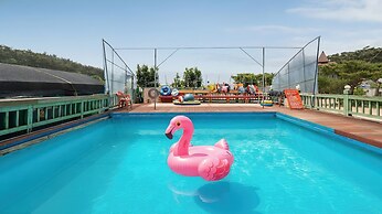 Taean Vintage House Pet-friendly Pension