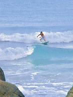 harbor Surf Hotel