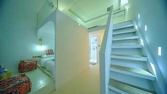 harbor Surf Hotel