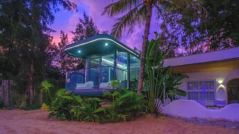 harbor Surf Hotel