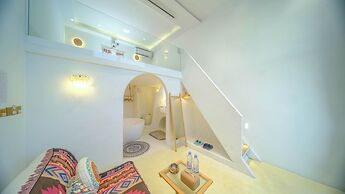 harbor Surf Hotel