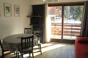 Apartment for 4 in Chatel With Balcony