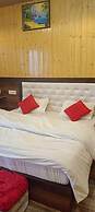 Pine Palace Homestay