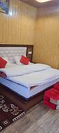 Pine Palace Homestay