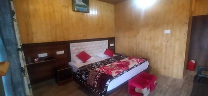 Pine Palace Homestay