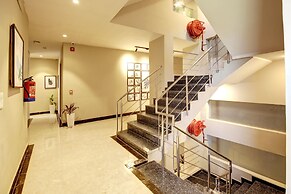 Saltstayz Select - Golf Course Road & Sector 27