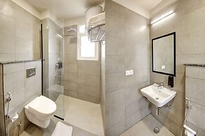Saltstayz Select - Golf Course Road & Sector 27