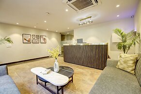 Saltstayz Select - Golf Course Road & Sector 27