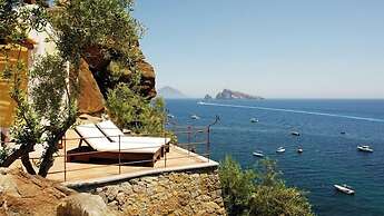VILLA ROCCE ROSSE