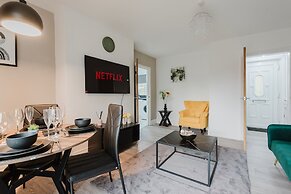 Spacious 3-bed House Didsbury Manchester