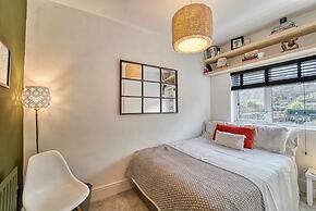 Host Stay Loughborough Road House