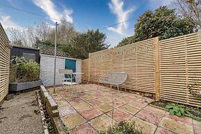 Host Stay Loughborough Road House