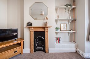 Host Stay Sherrington Road Abode