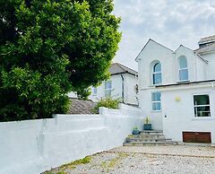 Host Stay Sail Loft