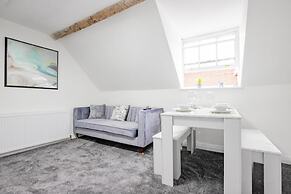 Host Stay New Street Dwelling