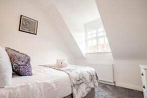 Host Stay New Street Dwelling