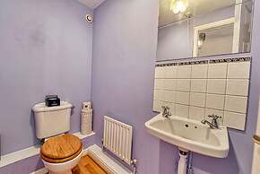 Host Stay Lion Court
