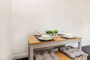 Host Stay New Street Room