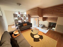 Large House Near Beach for 12