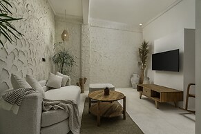 Casa Amor by GORO
