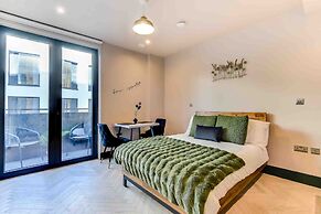 Host Stay Rox Studio
