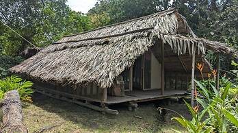 Wira Pora Hostal