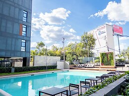 Apartamento con Alberca y Padel