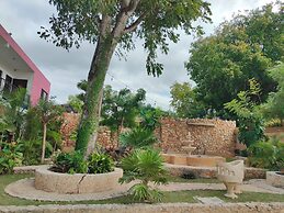 Casa Yaxche