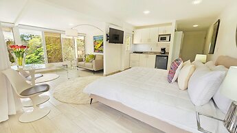 Casa Reina by Villa Alejandro