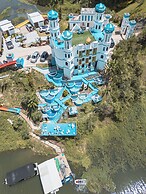 Hotel y Termales Castillo del Lago