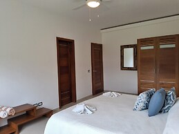 Aligio Aparthotel Beachfront
