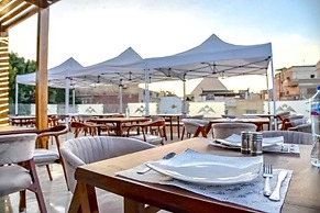 Pyramids Treasure Hotel & Grand Restaurant