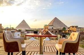 Pyramids Treasure Hotel & Grand Restaurant