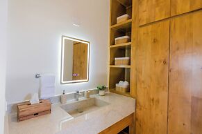 Josefa Suites