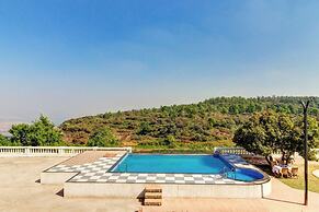 Royal Resort