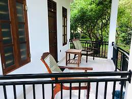 Calm Garden Cabanas